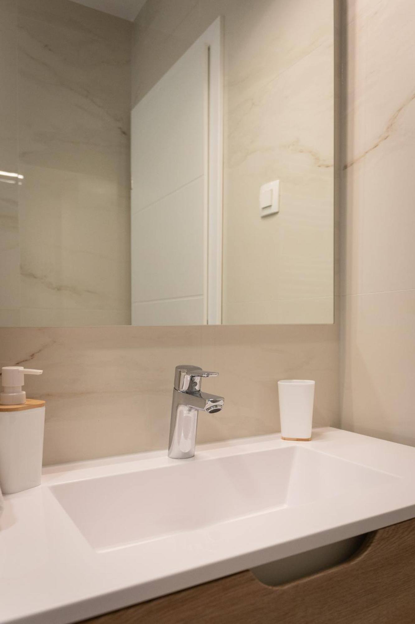 Design Park Residences - Stayflok ザグレブ エクステリア 写真