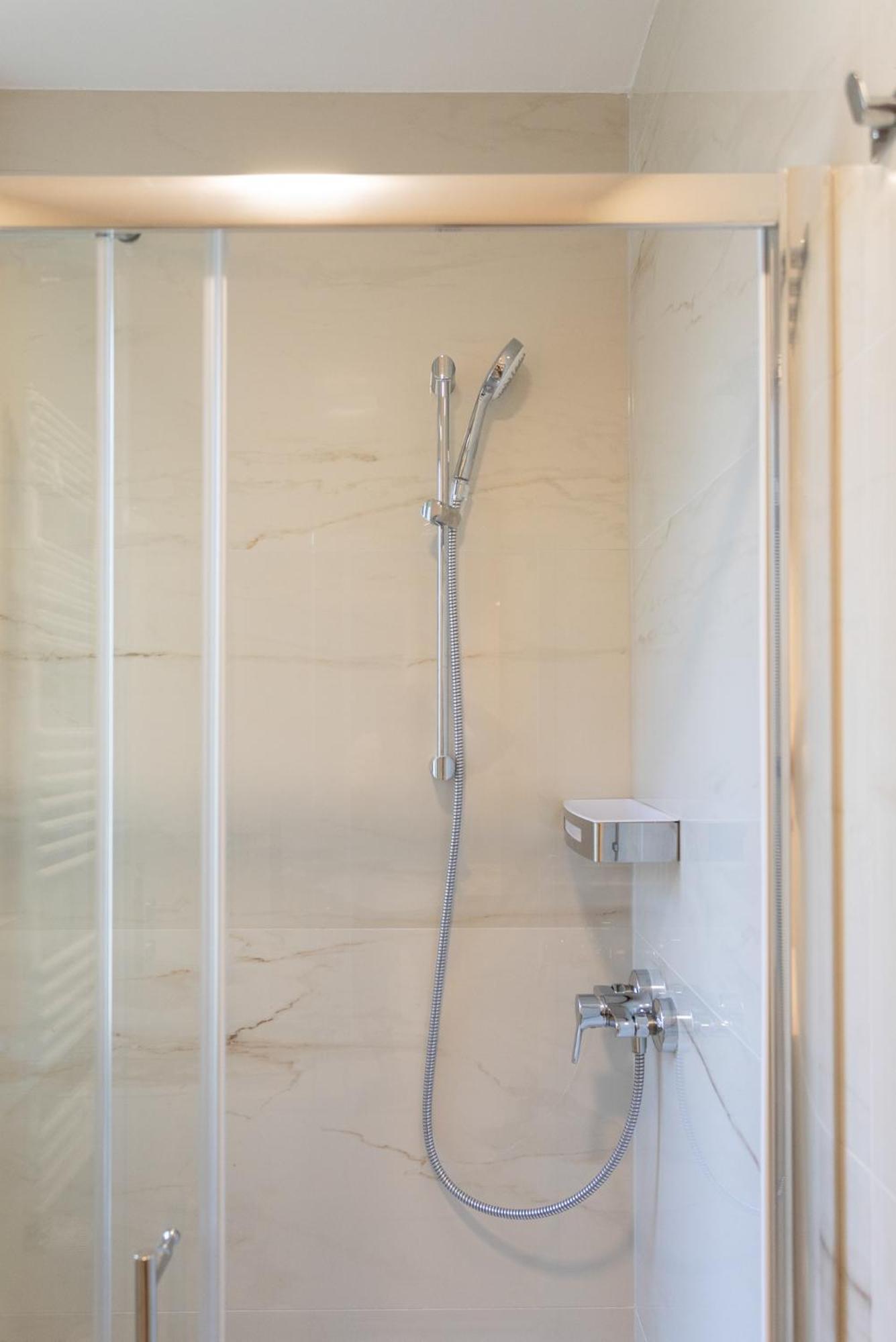 Design Park Residences - Stayflok ザグレブ エクステリア 写真